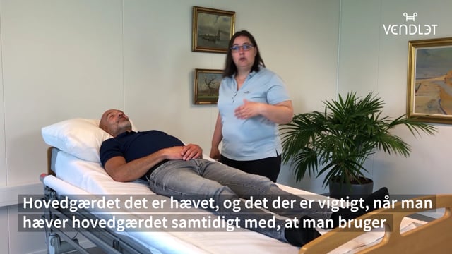 Forflytning med hovedgærdet eleveret